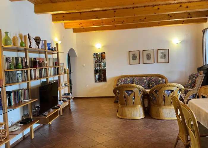 Szolosgyoeroek Kun With 3 Bedrooms On 92 In アパート